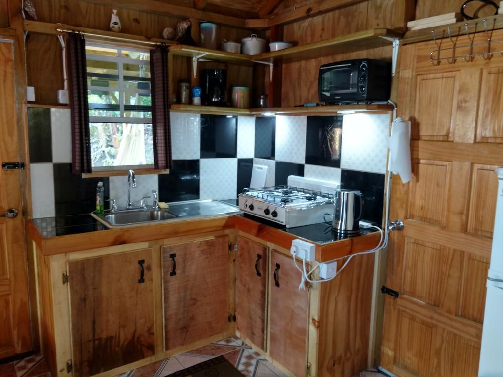 Mainroad Suite Calibishie Buitenkant foto