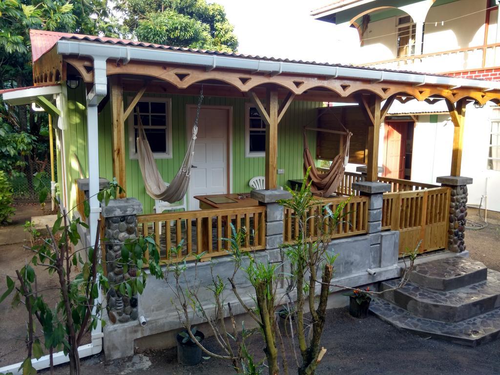 Mainroad Suite Calibishie Buitenkant foto